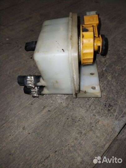 Бачок тормозной жидкости Фиат albea