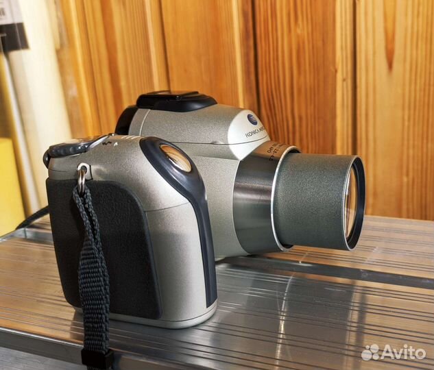 Фотоаппарат Konika Minolta Dimage Z5