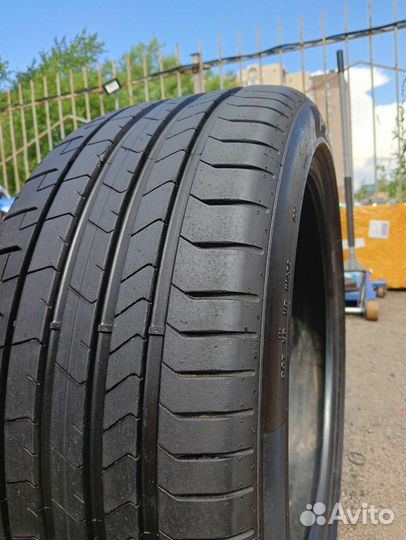 Pirelli P Zero 245/40 R18 97Y