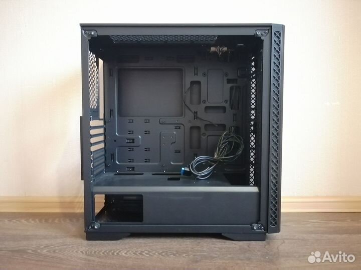 Корпус ATX / microATX
