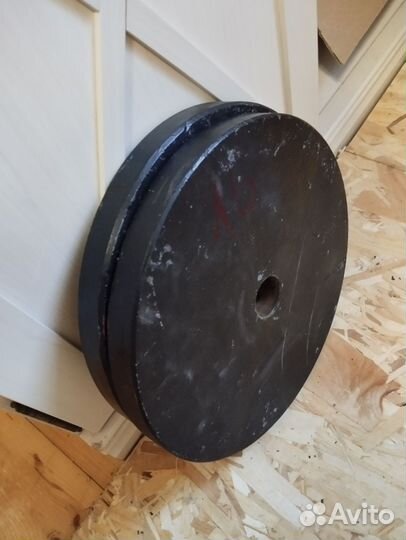 Скамья для жима со стойками и штангой бу