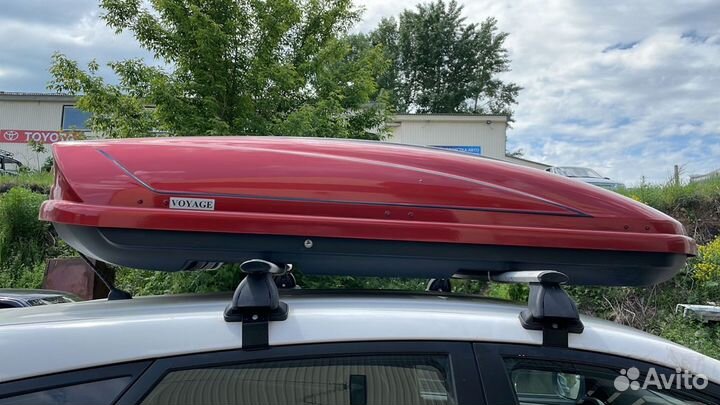 Бокс Voyage 520л красный глянец на Hyundai ix35