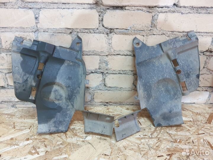 Пыльник двигателя Renault Duster