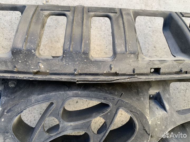 Решетка радиатора Hyundai i30