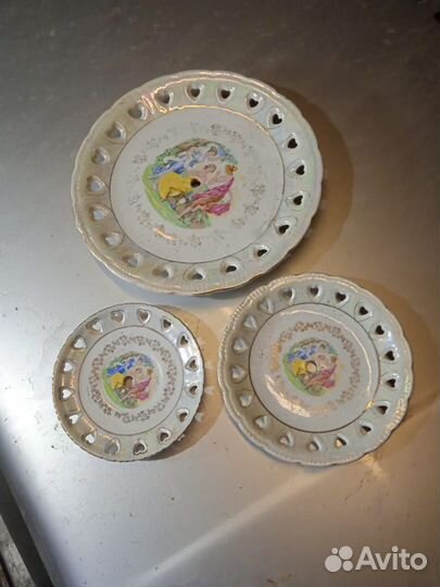 Сувенирные тарелки
