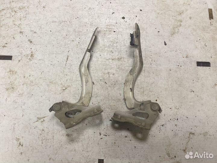 Петля капота Шевроле Авео т250