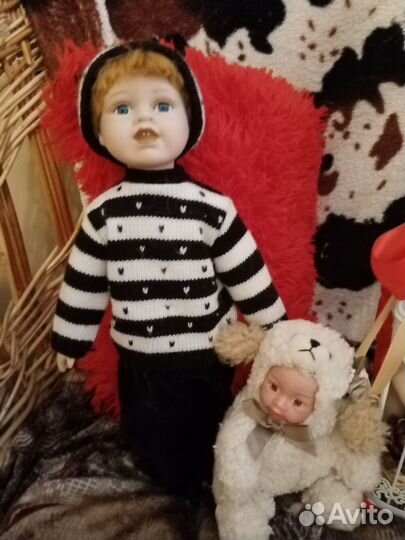 Кукла фарфоровая коллекционная