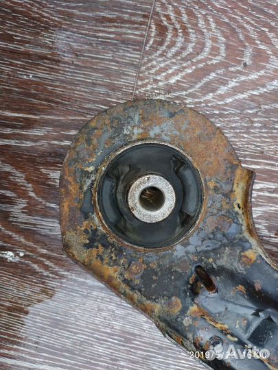 Рычаг передний левый для Chevrolet Lacetti