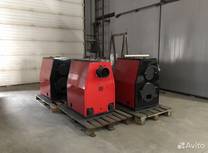 Твердотопливный котел 24 кВтв кожухе