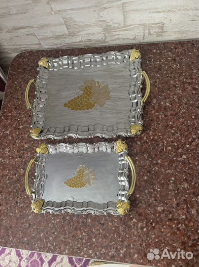 Набор хромированных сервировочных подносов