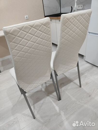 Стул кухонный 2 шт б/у