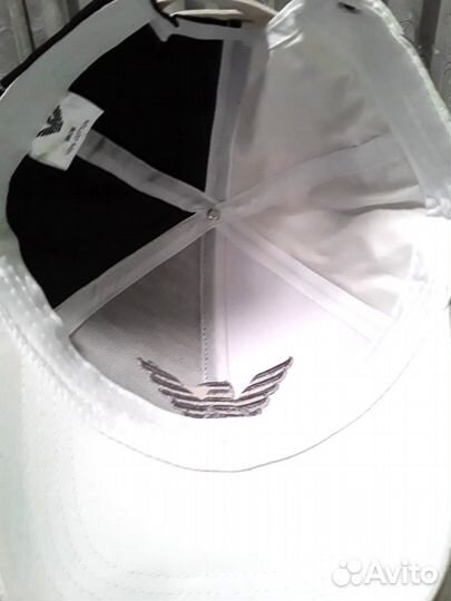 Кепка, бейсболка белая Armani