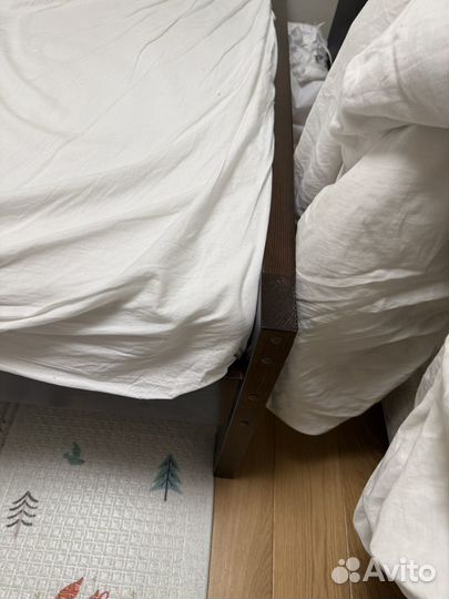 Кравать из массива дерева