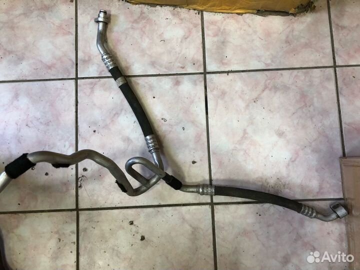 Трубка кондиционера Mercedes W221