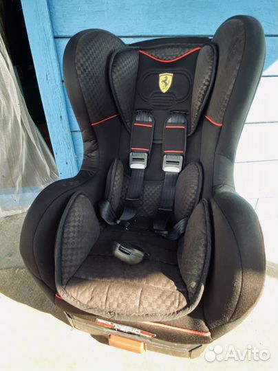 Детское кресло scuderia ferrari