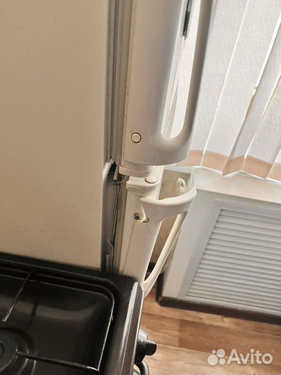 Холодильник stinol