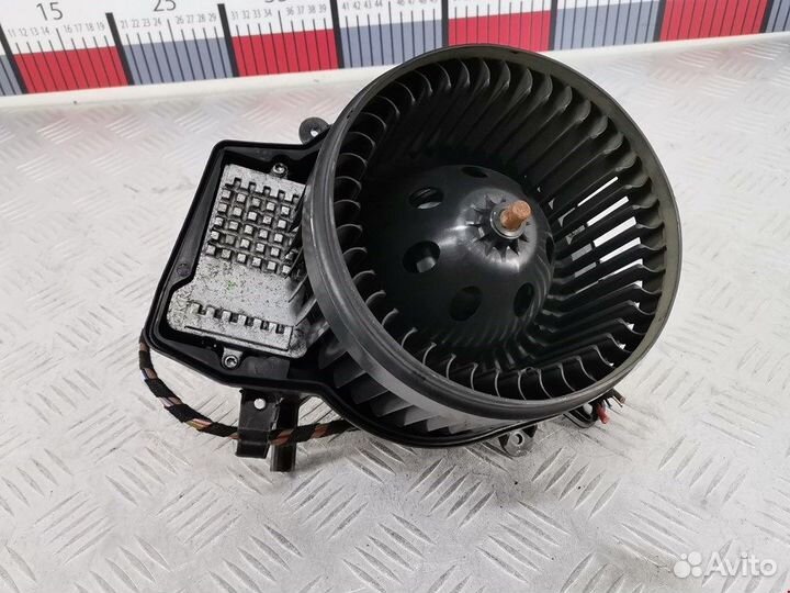 Моторчик печки для mercedes-benz C-Class (W203)