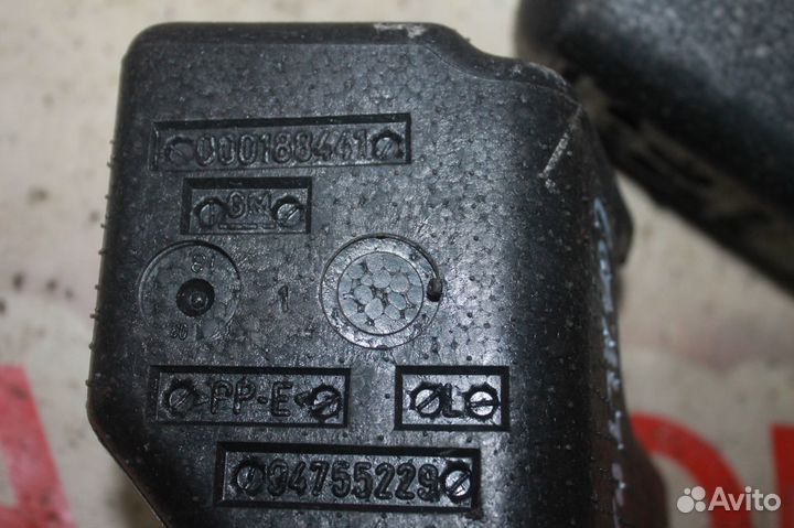 Ограничитель стекла Chevrolet Cobalt