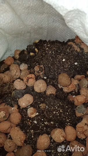 Грунт для растений б/у