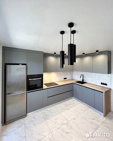 Кухонный гарнитур любой сложности