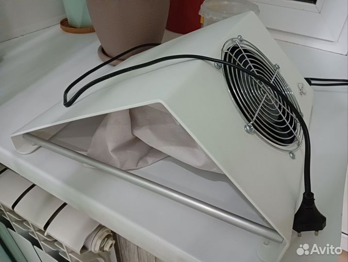 Пылесос для маникюра