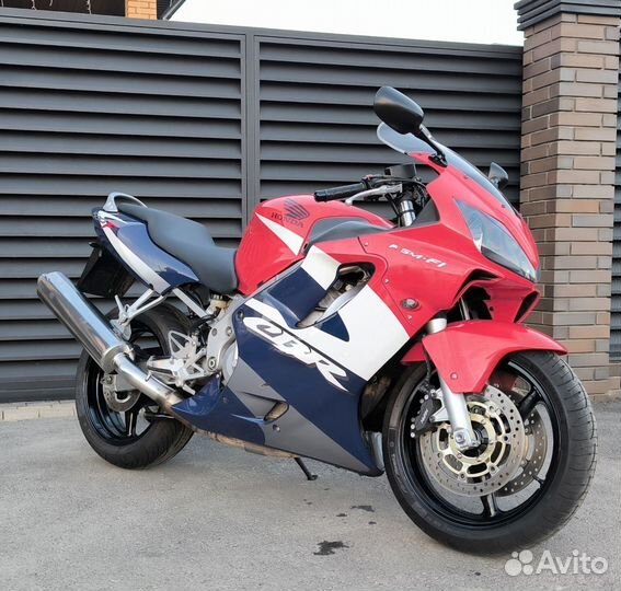 Honda cbr600f4i из Германии