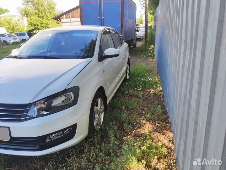 Volkswagen Polo 1.6 МТ, 2014, 193 000 км