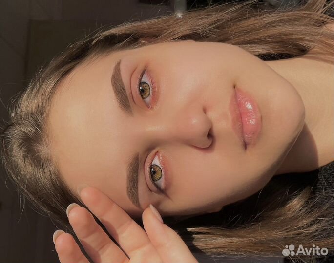 Мастер бровист