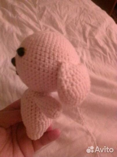 Вязаная игрушка собака