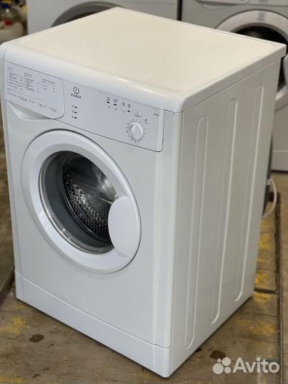 Стиральная машина indesit на 6 кг