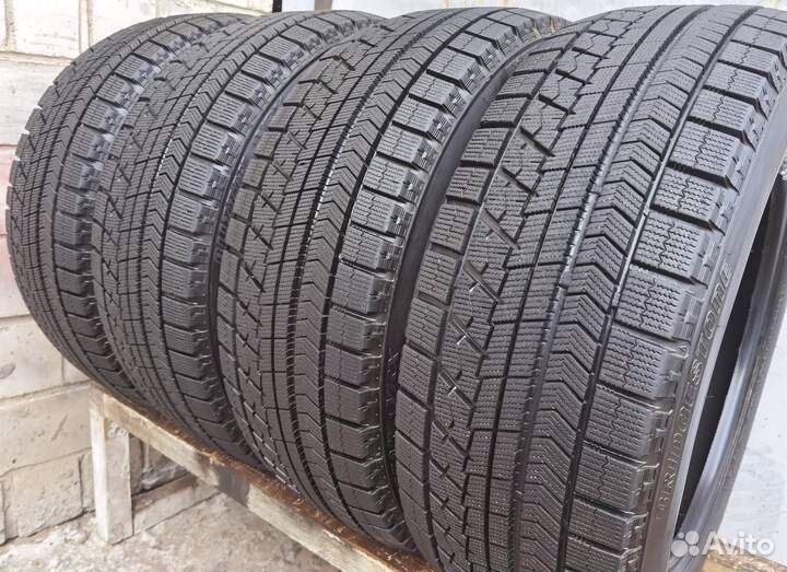 Bridgestone Blizzak VRX 225/55 R18 101Y