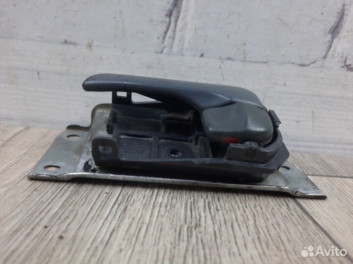 Ручка двери внутренняя левая Maxima А32