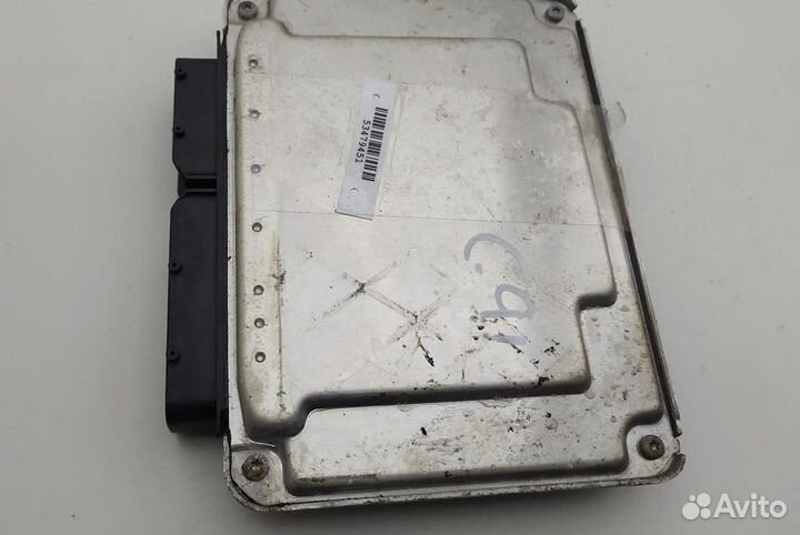 Блок управления двигателем Skoda Fabia