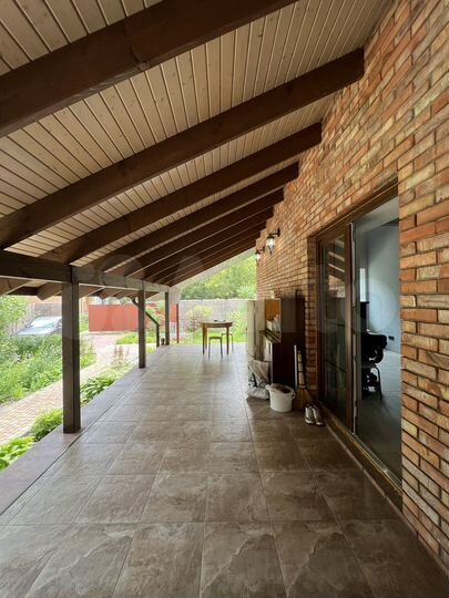 Коттедж 170 м² на участке 10 сот.