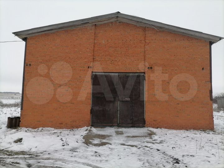 Гараж, > 30 м²