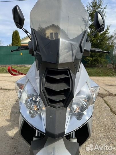 Макси скутер Stels Zion150