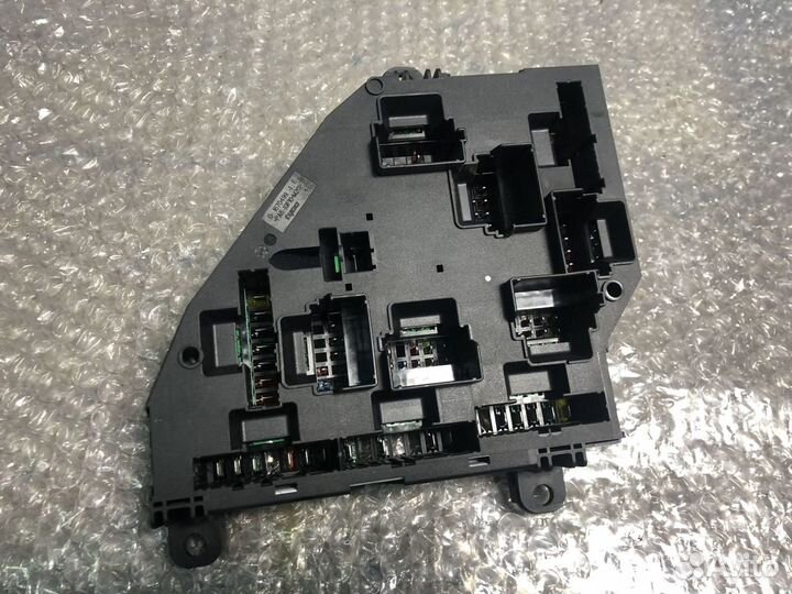 Блок предохранителей BMW 5 Серии F10 F11