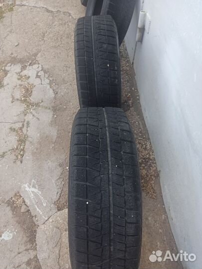 Bridgestone Blizzak Revo GZ 215/65 R16 Z