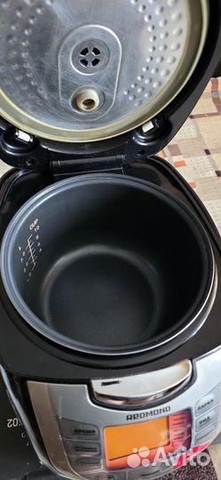 Мультиварка redmond rmc-m4502