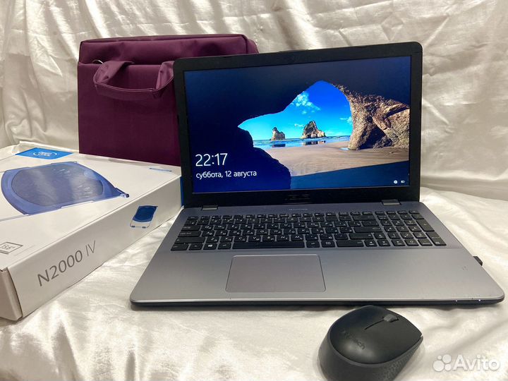 Ноутбук Asus F542UF-DM424T