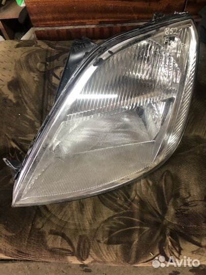 Фара передняя левая Форд Фиеста