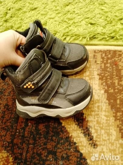 Ботинки демисезонные