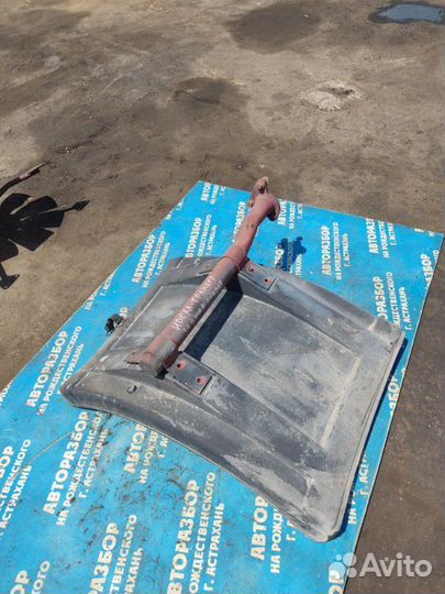 Подкрылок. Iveco Eurotrakker 2005