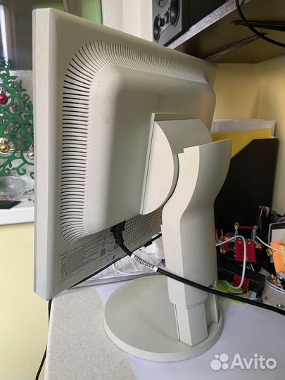 Монитор NEC 19