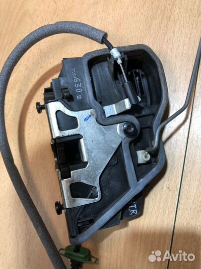 Замок задней двери BMW e60