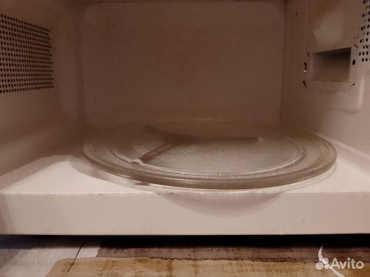 Микроволновка на запчасти gerenje