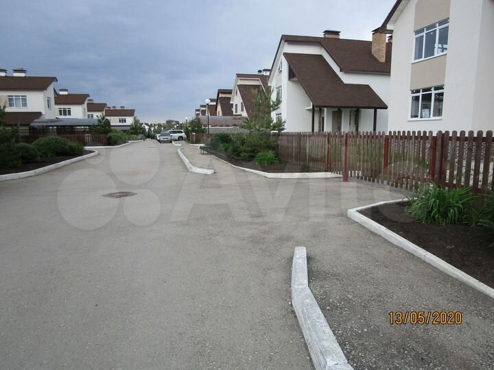 Дом 394,2 м² на участке 10,1 сот.