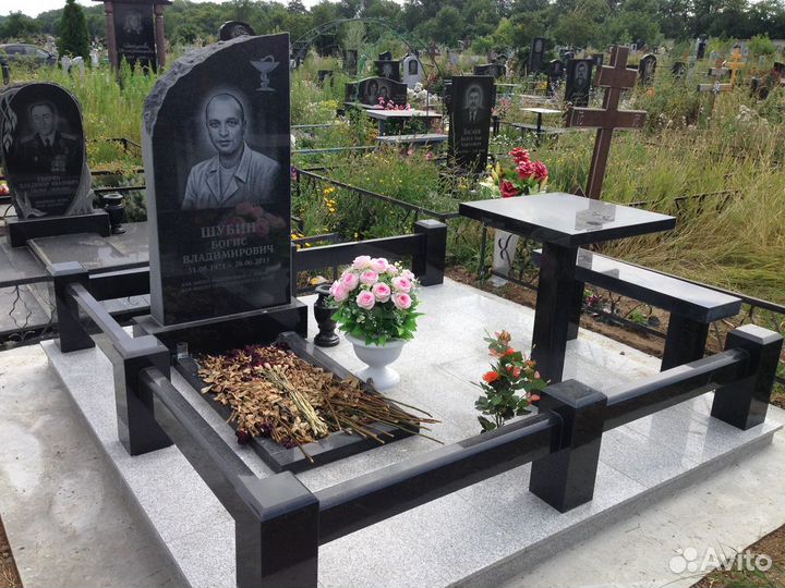 Памятники из гранита и мрамора