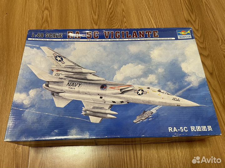 Trumpeter RA-5C Vigilante 1/48 с доп. наборами