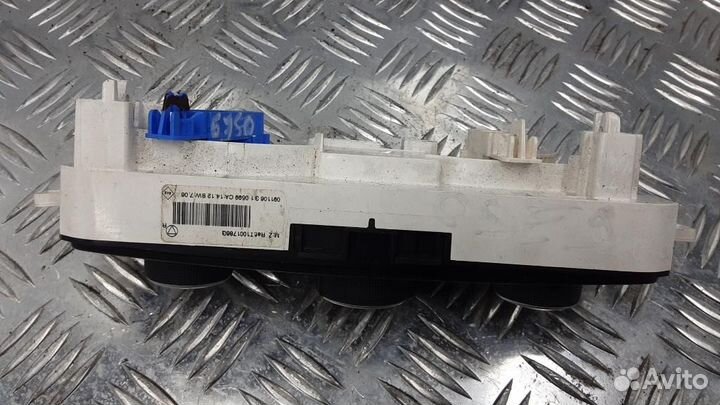 Блок управления климатической установкой Renault M